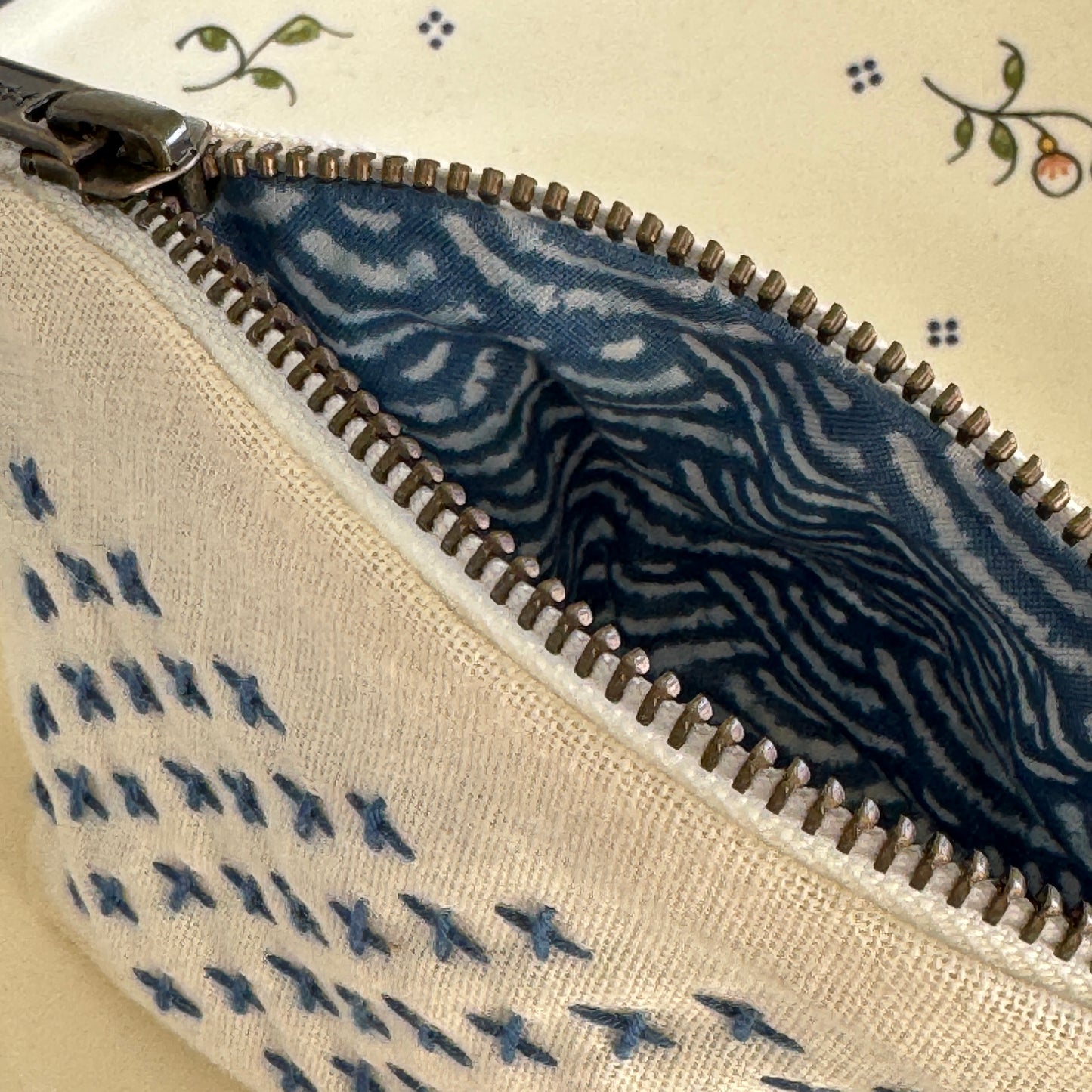 Broderet pung