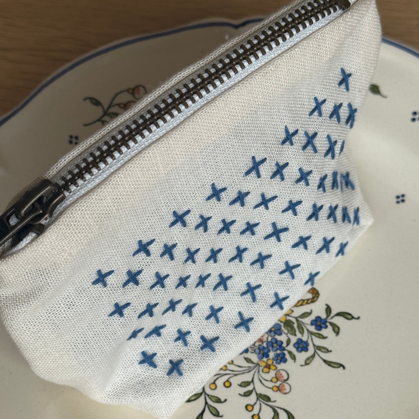 Broderet pung